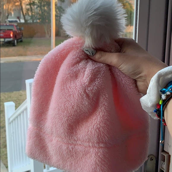 Winter hat - Picture 1 of 1